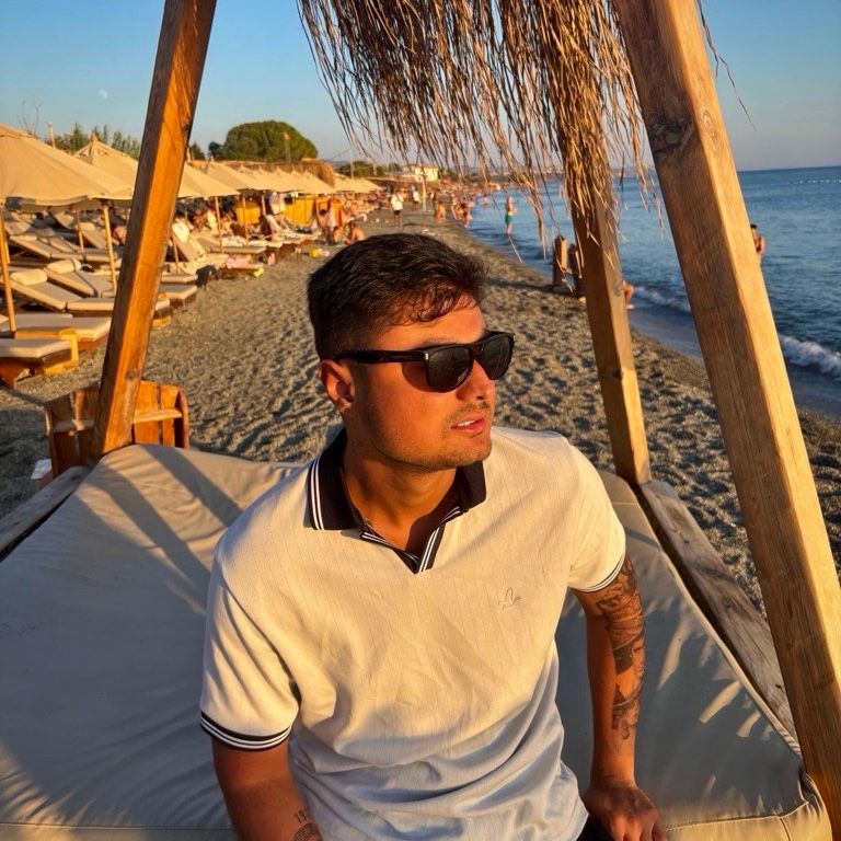 Caner Canlı